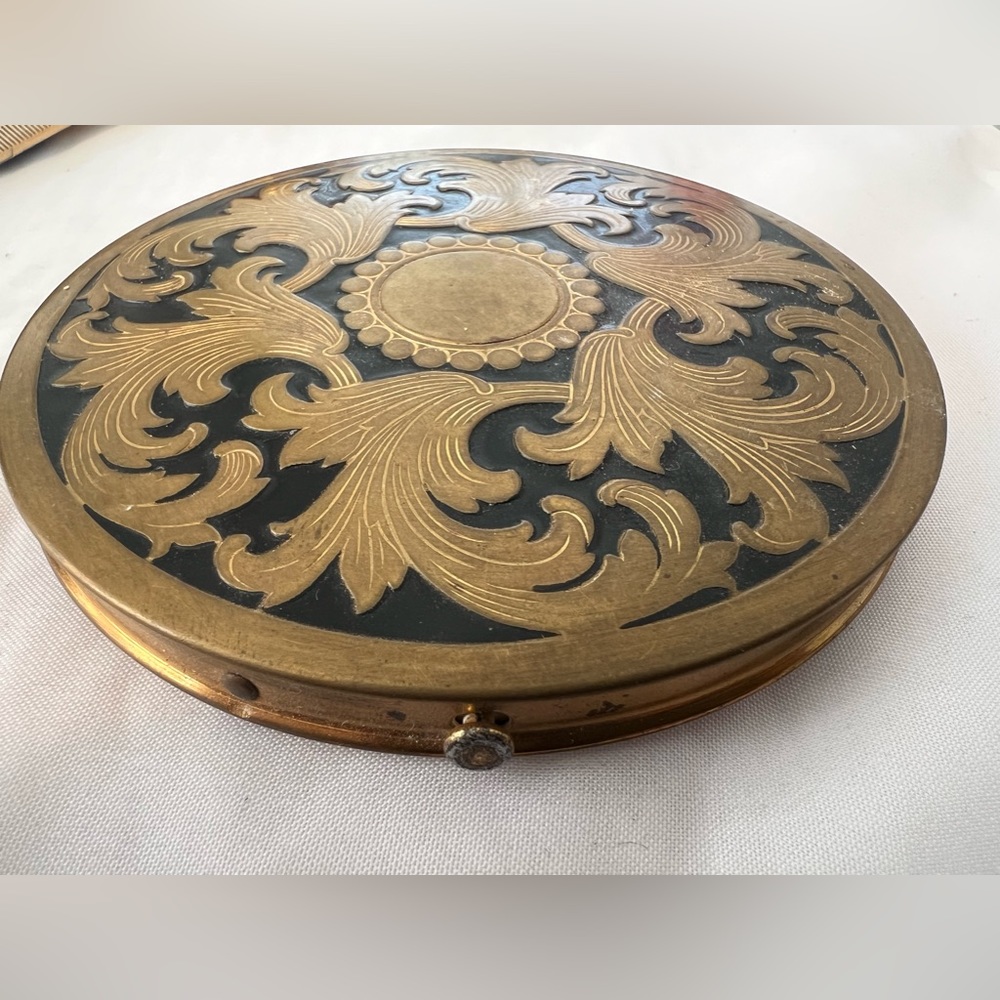 Antique Vintage Black and Gold Gorgeous Beauty Powder Mirror Compact